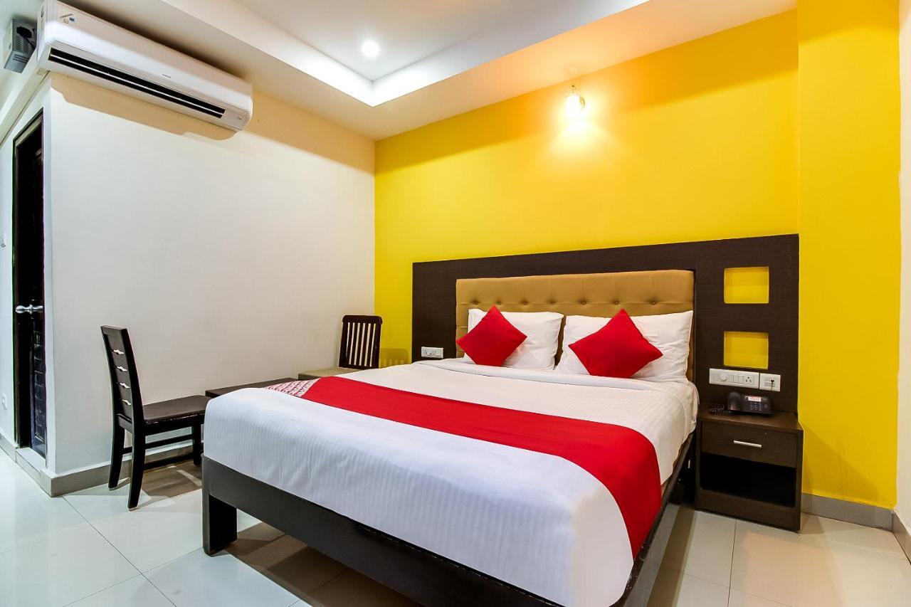 Oyo Flagship 9115 Hotel Udayee International Tirupati Eksteriør billede