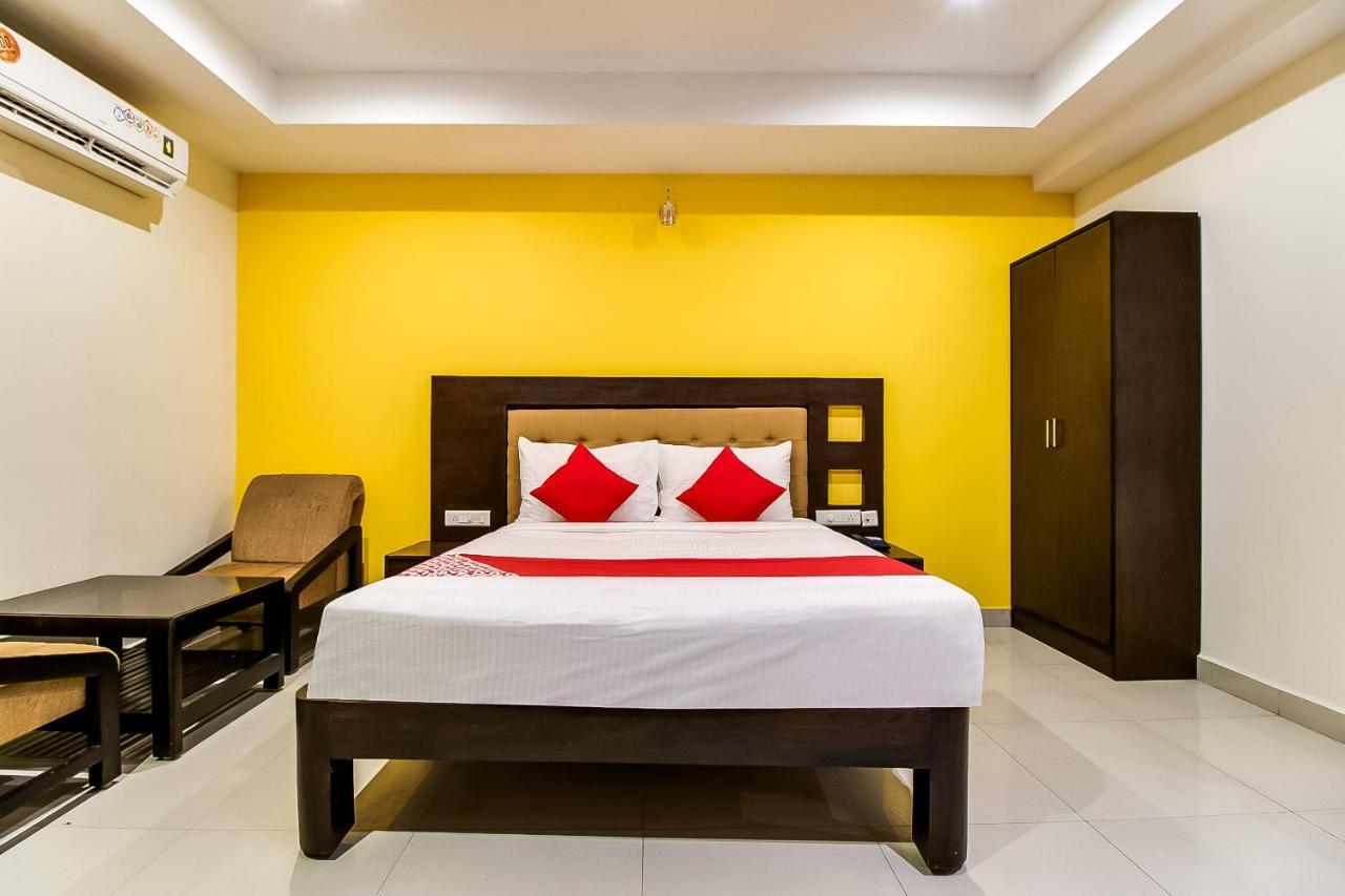 Oyo Flagship 9115 Hotel Udayee International Tirupati Eksteriør billede