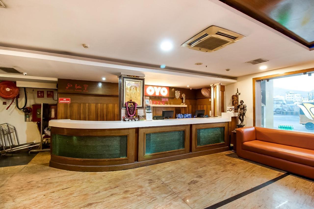 Oyo Flagship 9115 Hotel Udayee International Tirupati Eksteriør billede